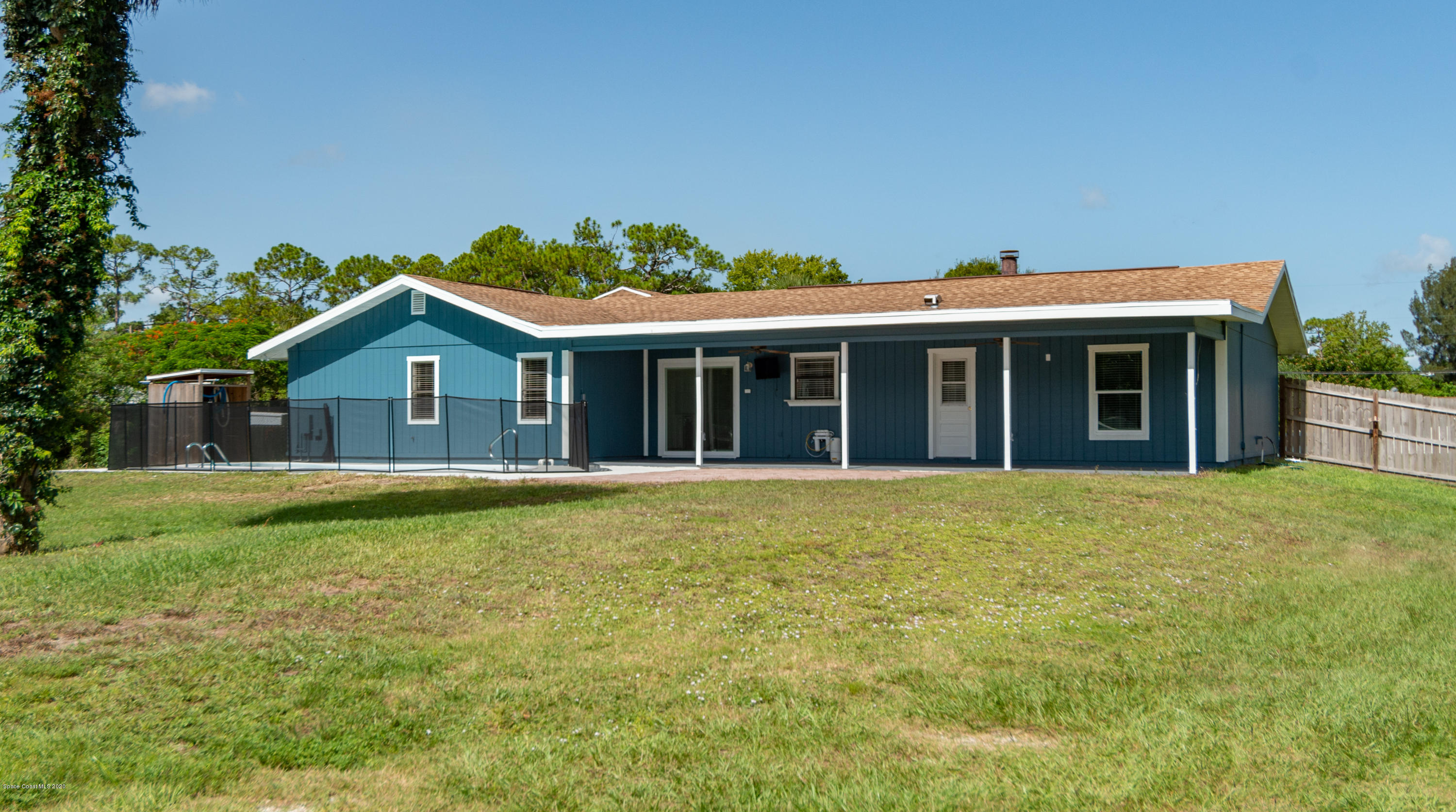 2065 City Acres Road Melbourne, FL 32904 - Photo 19 of 26 large-23