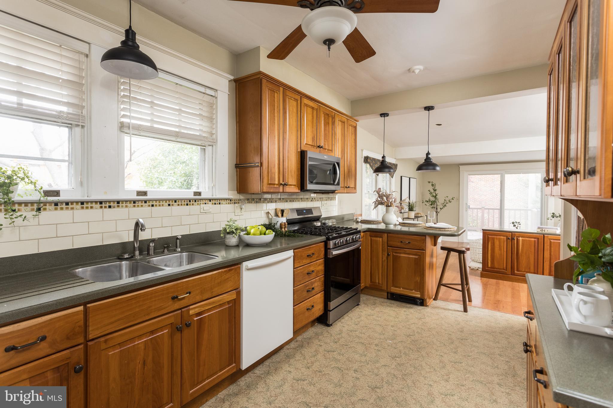 502 Anneslie Road Baltimore, MD 21212 - Photo 8 of 30