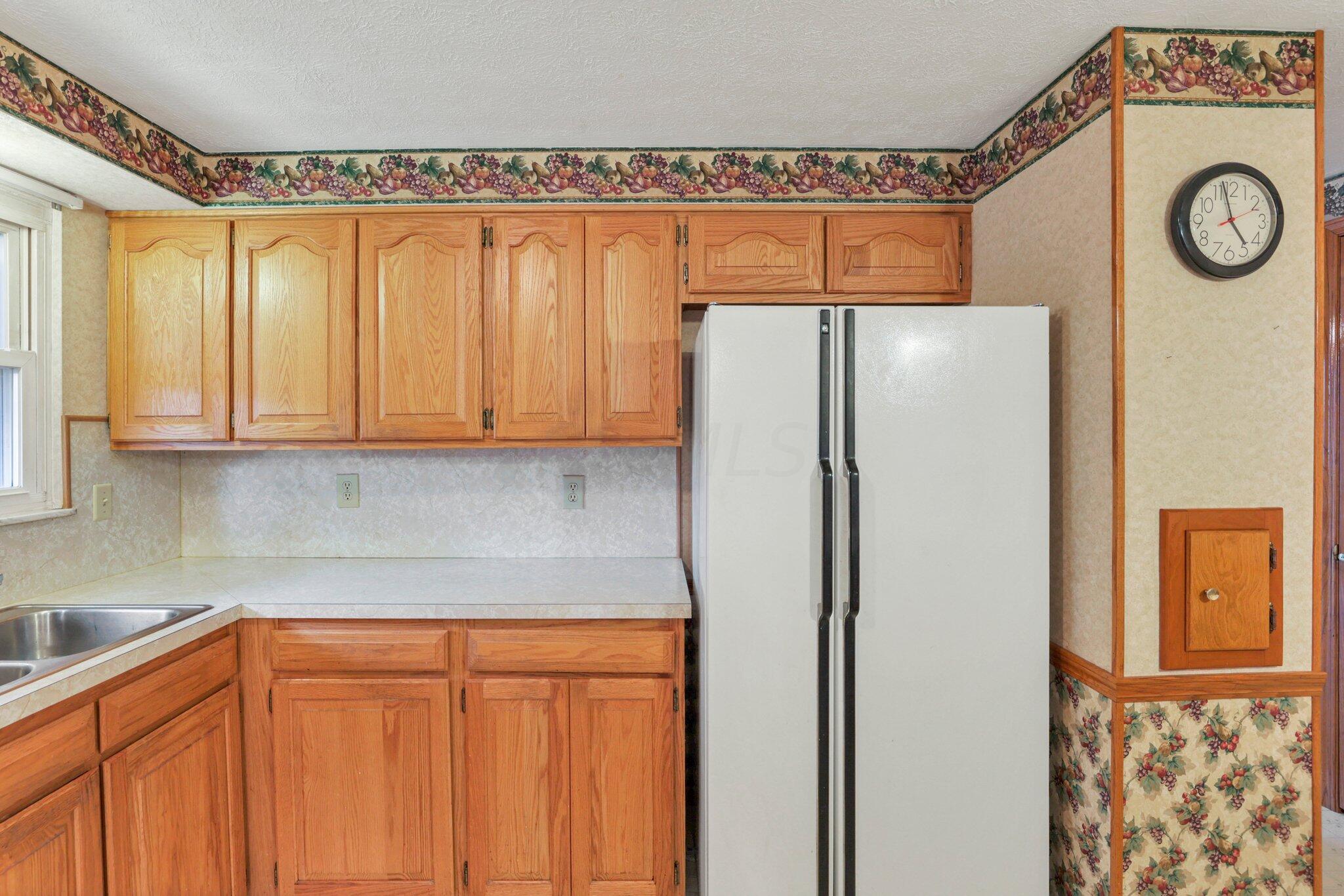 5834 Riverton Road Columbus, OH 43232 - Photo 14 of 58 Lots of Cabinets