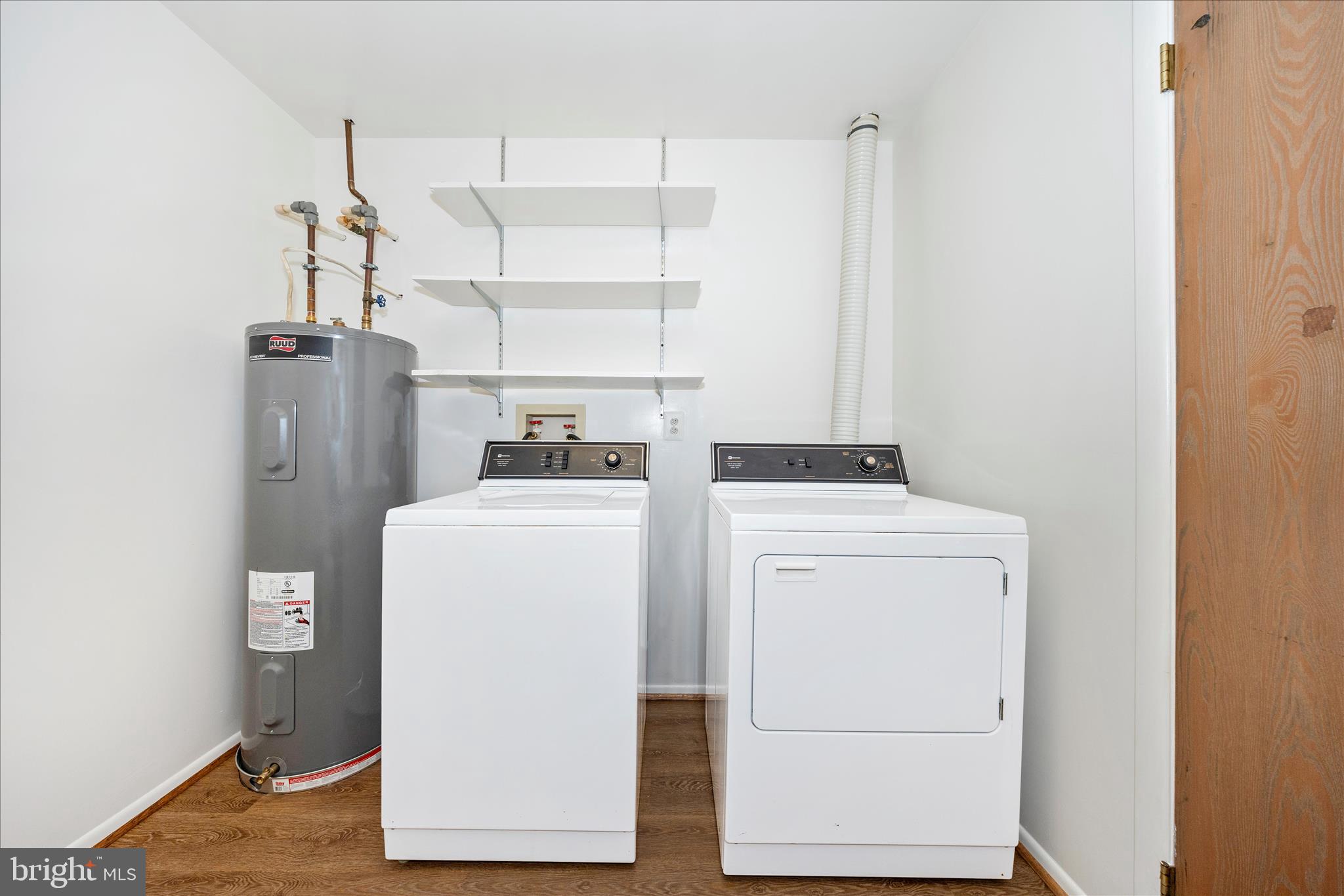 5738 Box Elder Court Frederick, MD 21703 - Photo 18 of 50 a utility room with dryer and washer