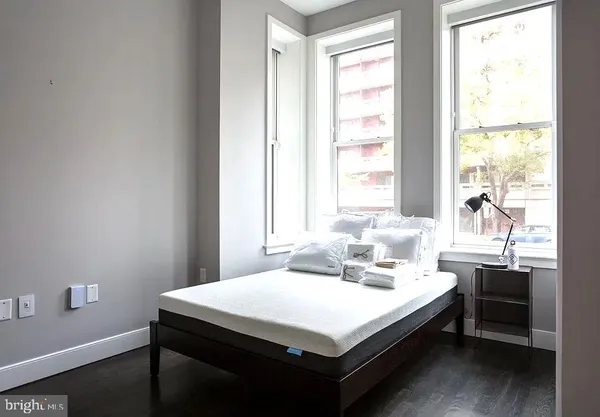 $1,200 | 819 6th Street Northwest, Unit GEORGE, Washington, DC 20001