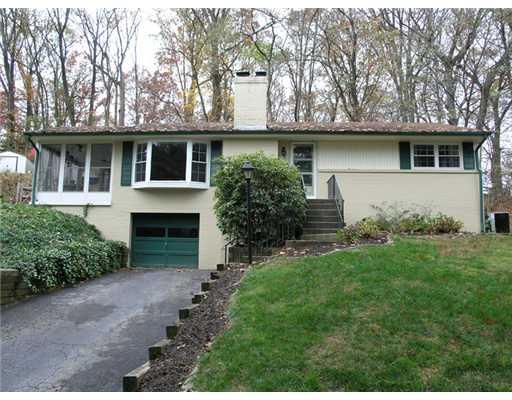 139 Oakhurst Road Pittsburgh, PA 15215 - Photo 1 of 16 Exterior Front.
