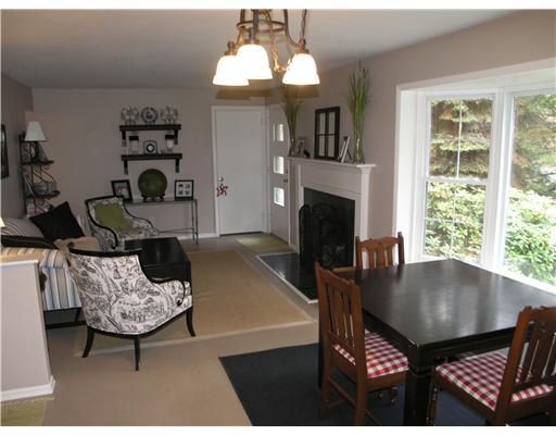 139 Oakhurst Road Pittsburgh, PA 15215 - Photo 4 of 16 Living Room. Reverse view of the living and dining rooms.