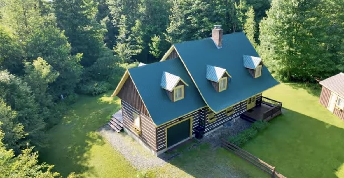 330 Cioffoletti Road Berkshire, VT 05450 - Photo 2 of 36 Gallery Image 2