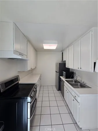 $4,495 | 1528 Berkeley Street, Santa Monica, CA 90404