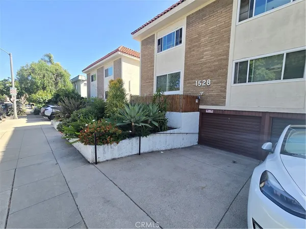 $4,495 | 1528 Berkeley Street, Santa Monica, CA 90404