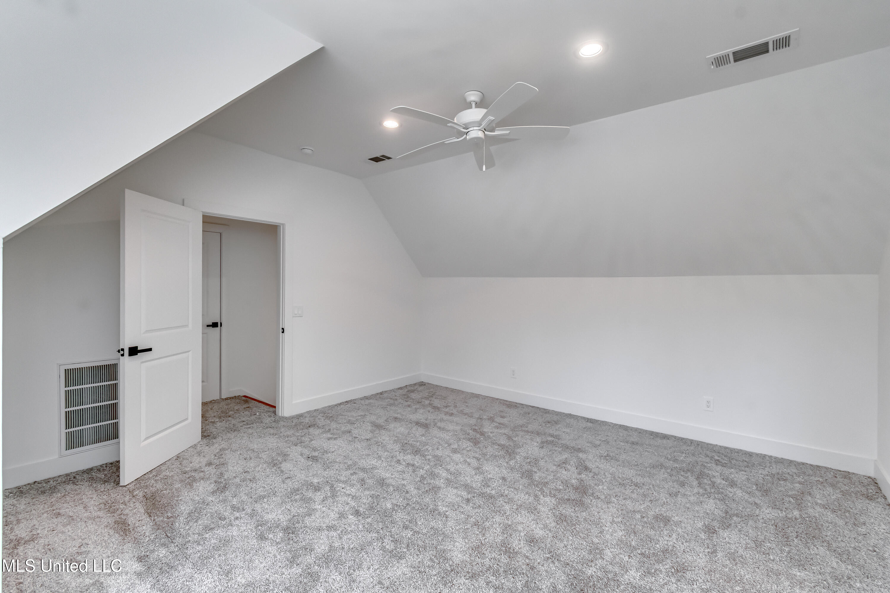 123 Camden Ridge Madison, MS 39110 - Photo 49 of 54 123 Camden Ridge-55