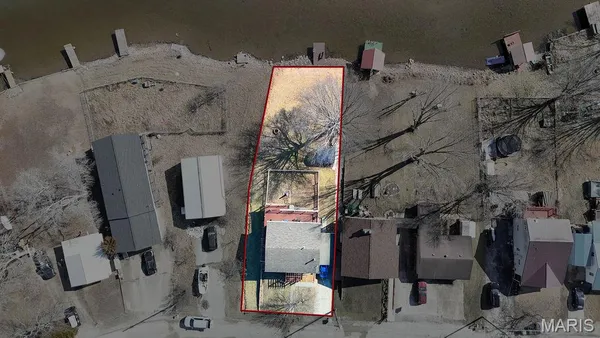 $265,900 | 14274 South Lake Drive, De Soto, MO 63020
