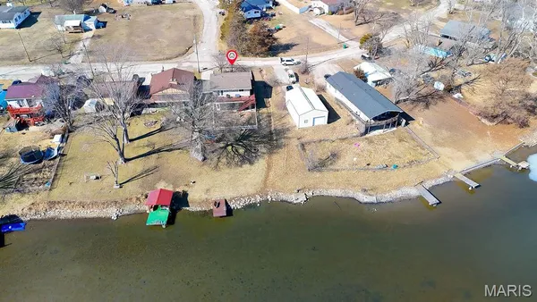 $265,900 | 14274 South Lake Drive, De Soto, MO 63020