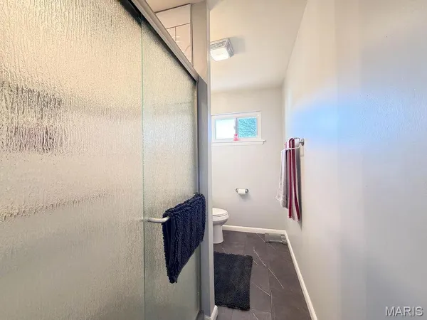 $265,900 | 14274 South Lake Drive, De Soto, MO 63020