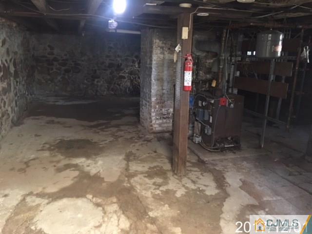 324 Raritan Avenue Middlesex, NJ 08846 - Photo 14 of 25 Gallery Image 14
