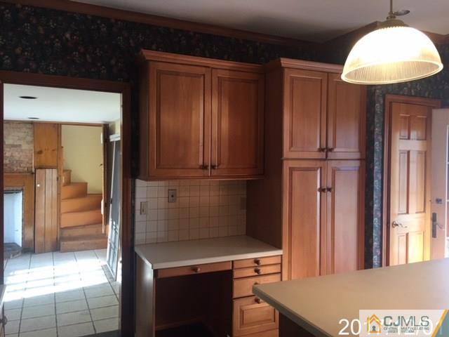 324 Raritan Avenue Middlesex, NJ 08846 - Photo 8 of 25 Gallery Image 8