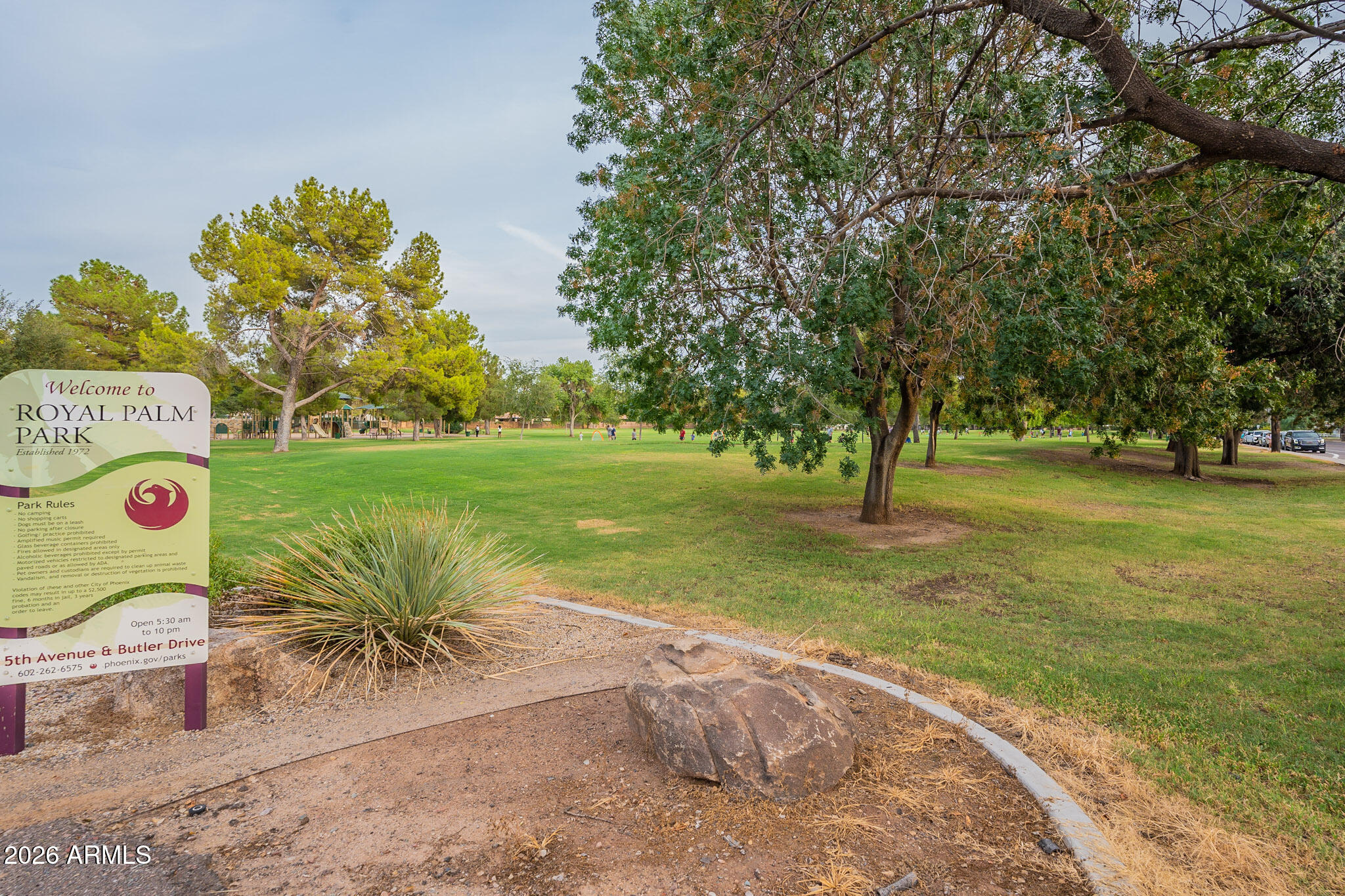1715 West Orchid Lane Phoenix, AZ 85021 - Photo 53 of 57 Huge green spaces