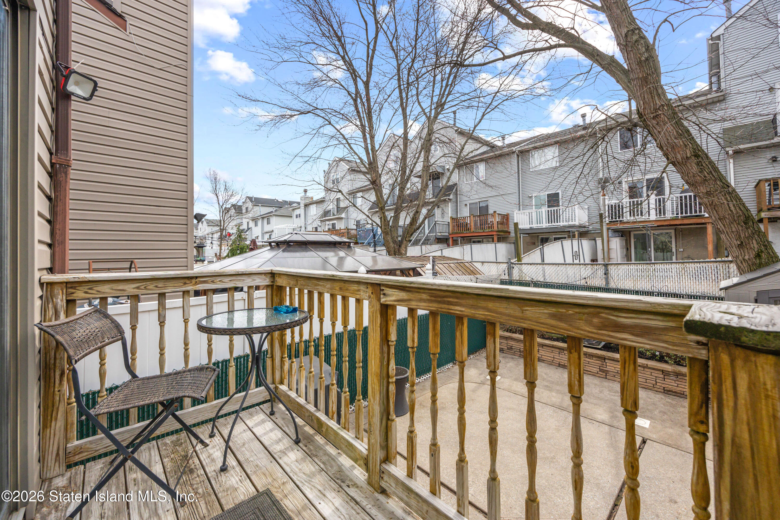 23 Stack Drive Staten Island, NY 10312 - Photo 24 of 29 a view of a building from a balcony