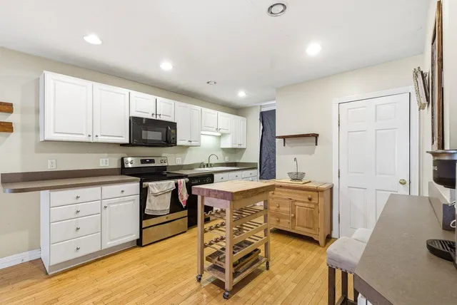 $550,000 | 56 Atkinson Street, Dover, NH 03820