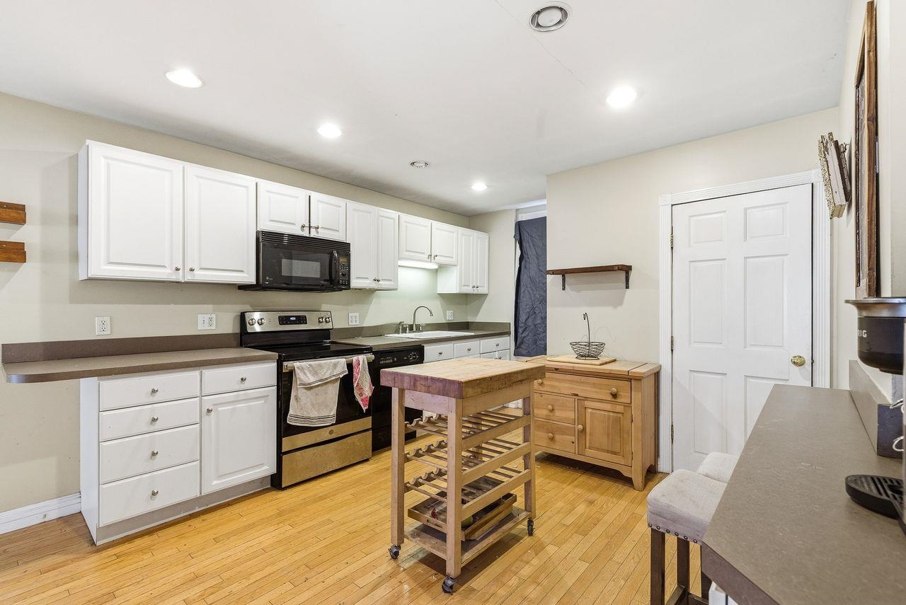 56 Atkinson Street Dover, NH 03820 - Photo 6 of 16