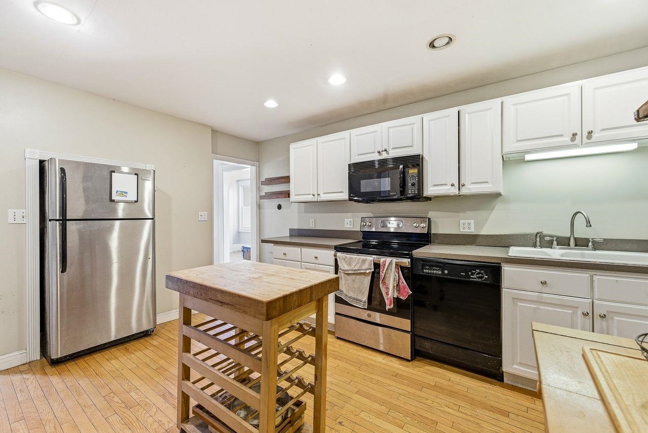 56 Atkinson Street Dover, NH 03820 - Photo 7 of 16