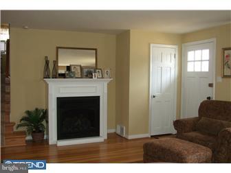 231 Lewis Road Springfield, PA 19064 - Photo 3 of 12