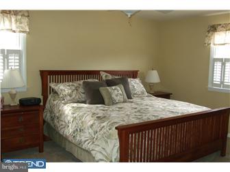 231 Lewis Road Springfield, PA 19064 - Photo 8 of 12