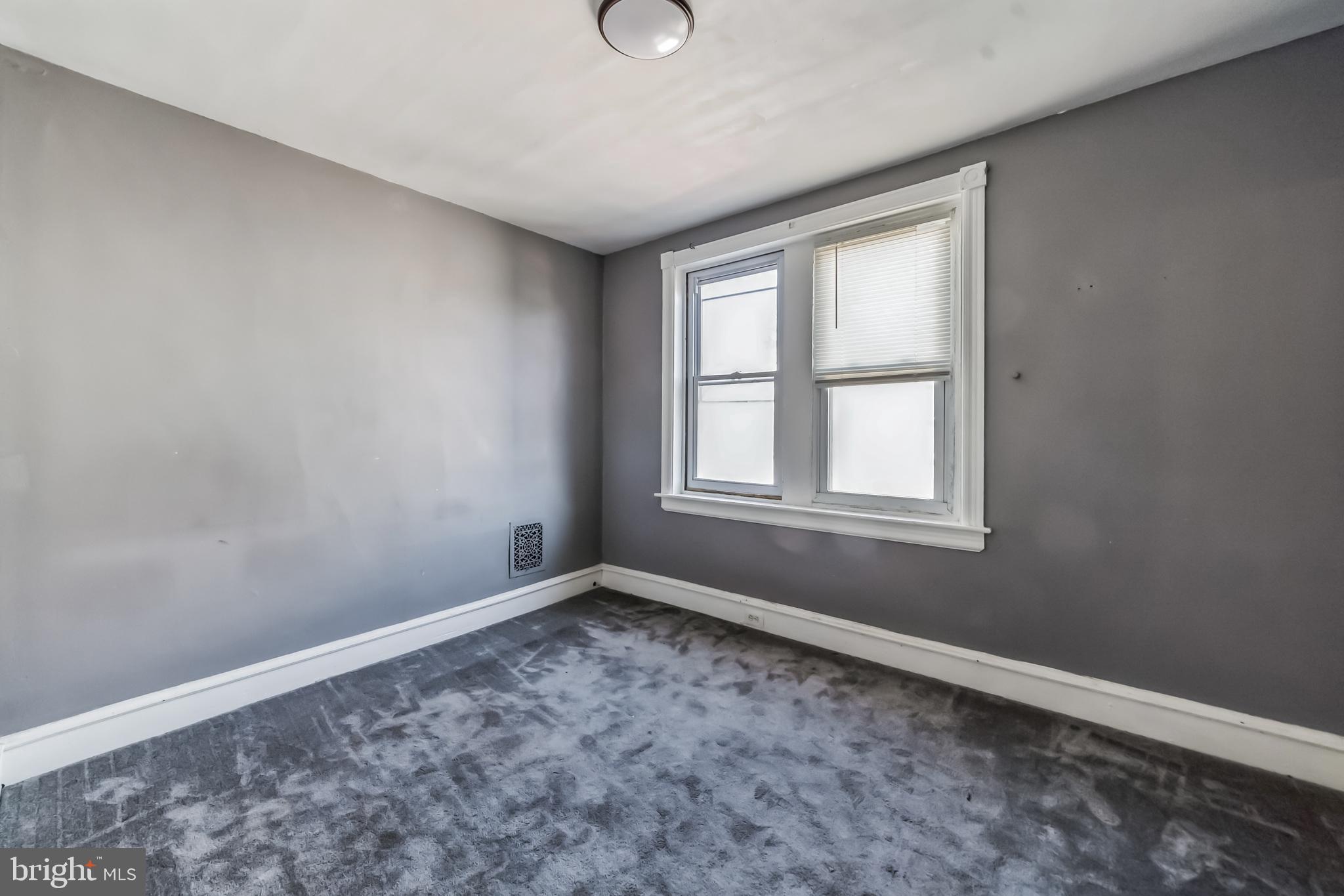709 Powell Street Gloucester City, NJ 08030 - Photo 24 of 35