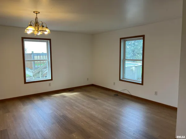 $259,900 | 1467 Old 36, Winchester, IL 62694