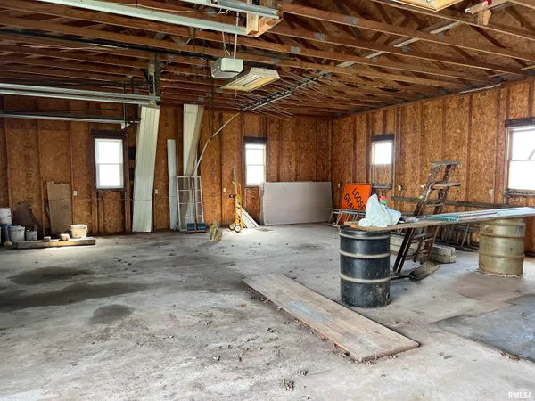 $259,900 | 1467 Old 36, Winchester, IL 62694