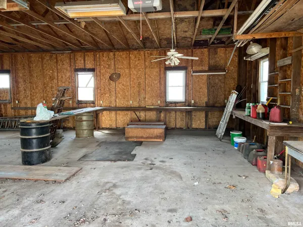 $259,900 | 1467 Old 36, Winchester, IL 62694