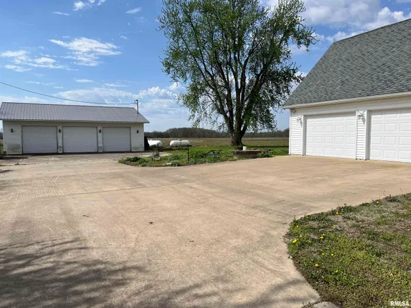 $259,900 | 1467 Old 36, Winchester, IL 62694