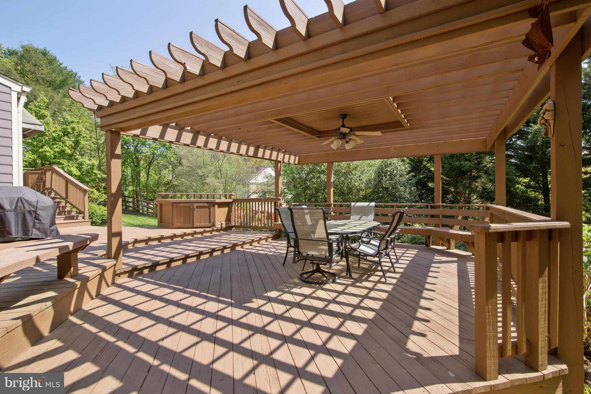 6604 Quaker Ridge Road Rockville, MD 20852 - Photo 27 of 29 Exterior (General)