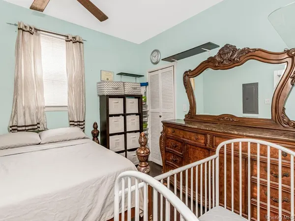 $875,000 | 3324 Barker Avenue | Olinville