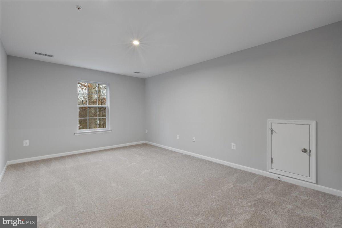 9810 Ridge Street Lanham, MD 20706 - Photo 15 of 34 Bedroom 4 Over Garage