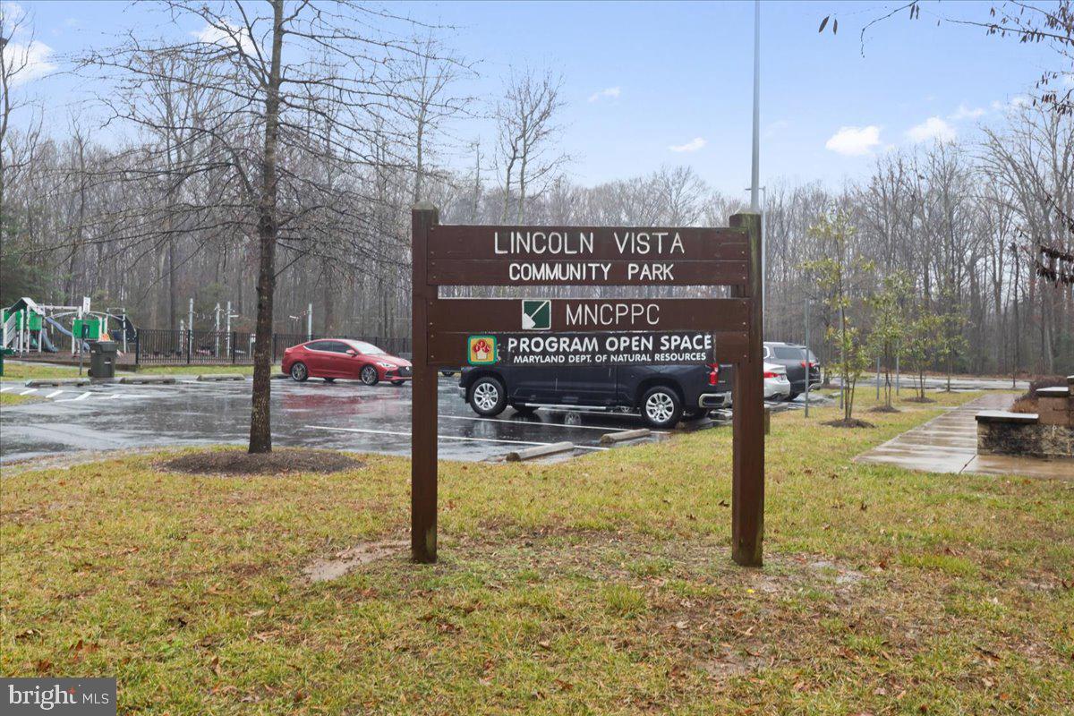 9810 Ridge Street Lanham, MD 20706 - Photo 31 of 34 Lincoln Vista Park