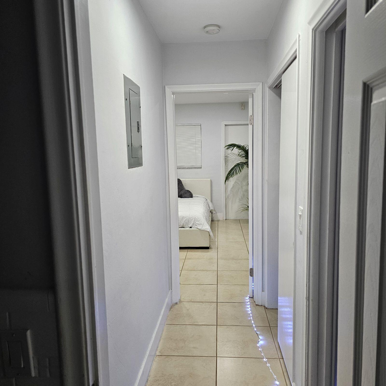 3600 Jackson Street, Unit 22 Hollywood, FL 33021 - Photo 3 of 8