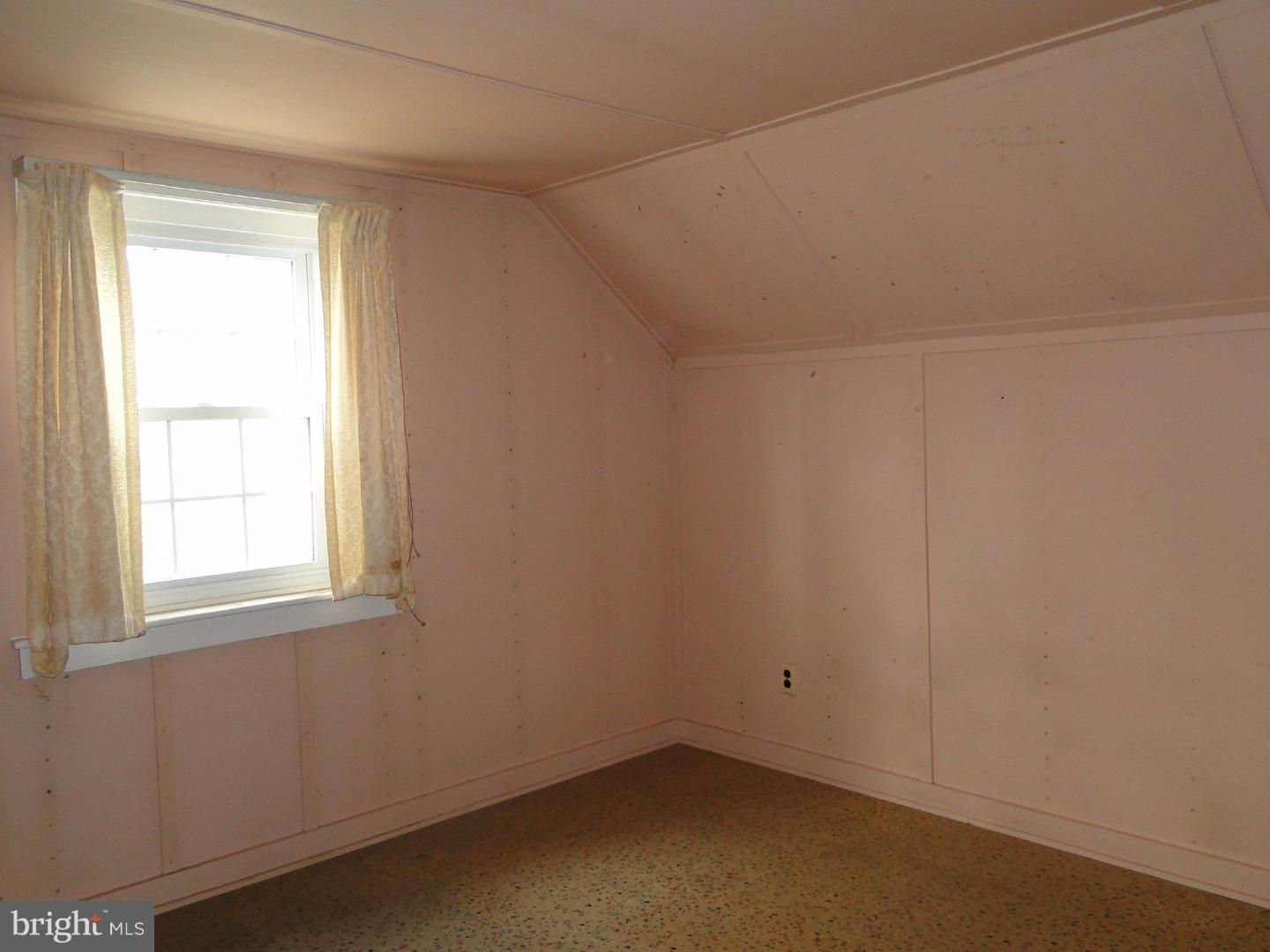 1675 Fels Road Pennsburg, PA 18073 - Photo 13 of 18