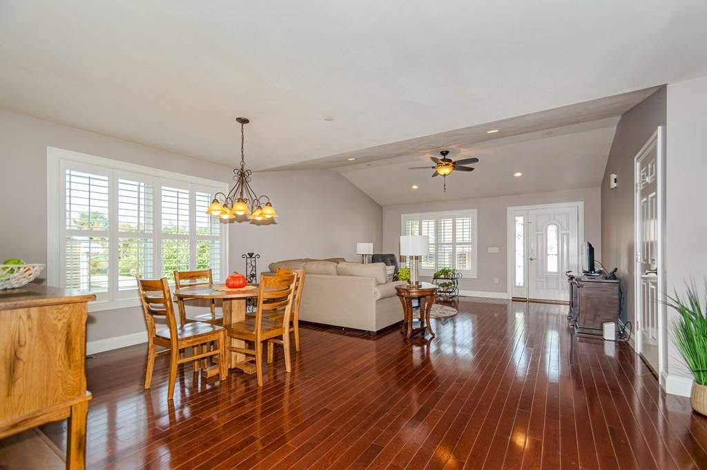 8 Juniper Lane, Unit 4 Pelham, NH 03076 - Photo 8 of 33 Gallery Image 8