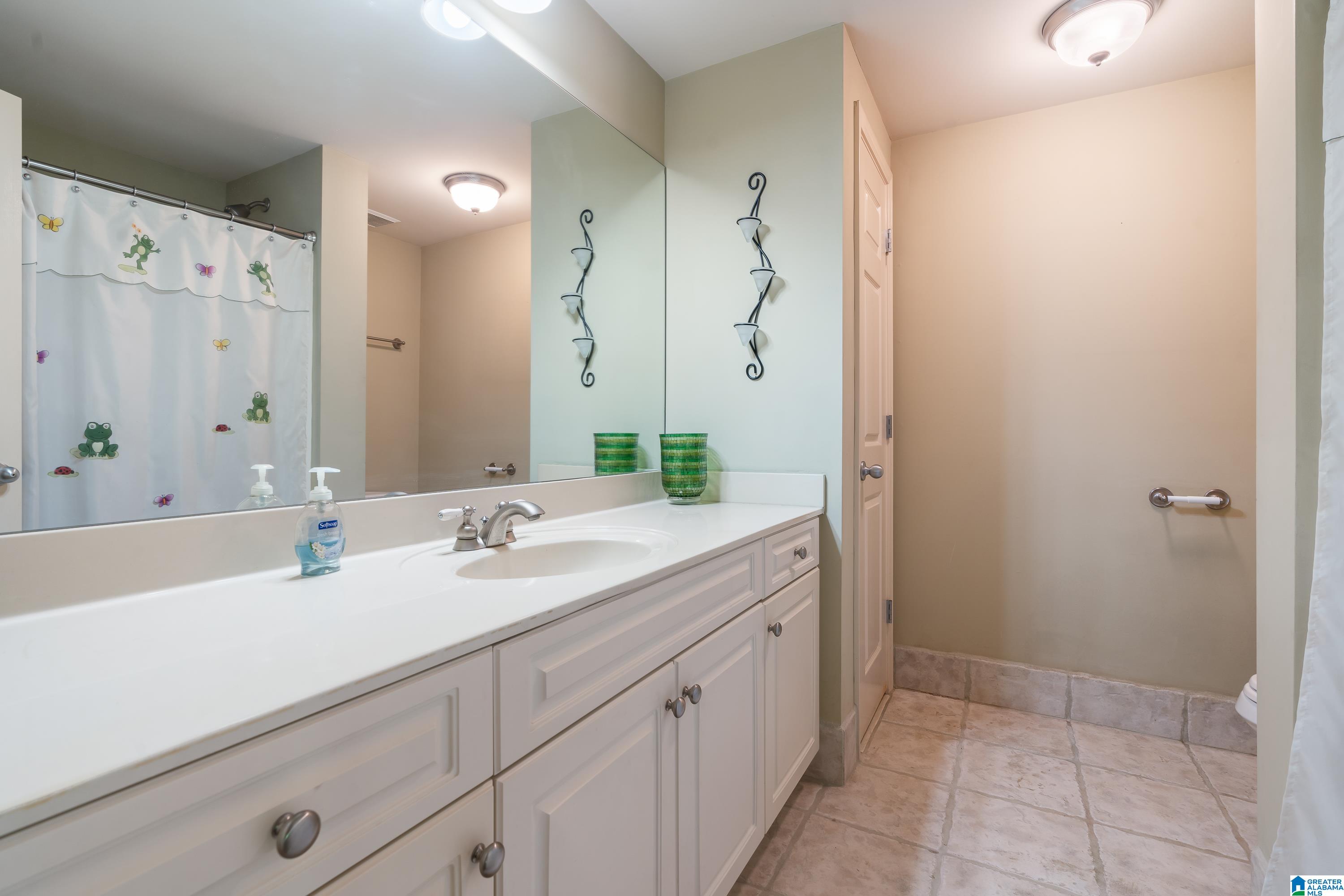 2543 Oakleaf Circle Helena, AL 35022 - Photo 37 of 53