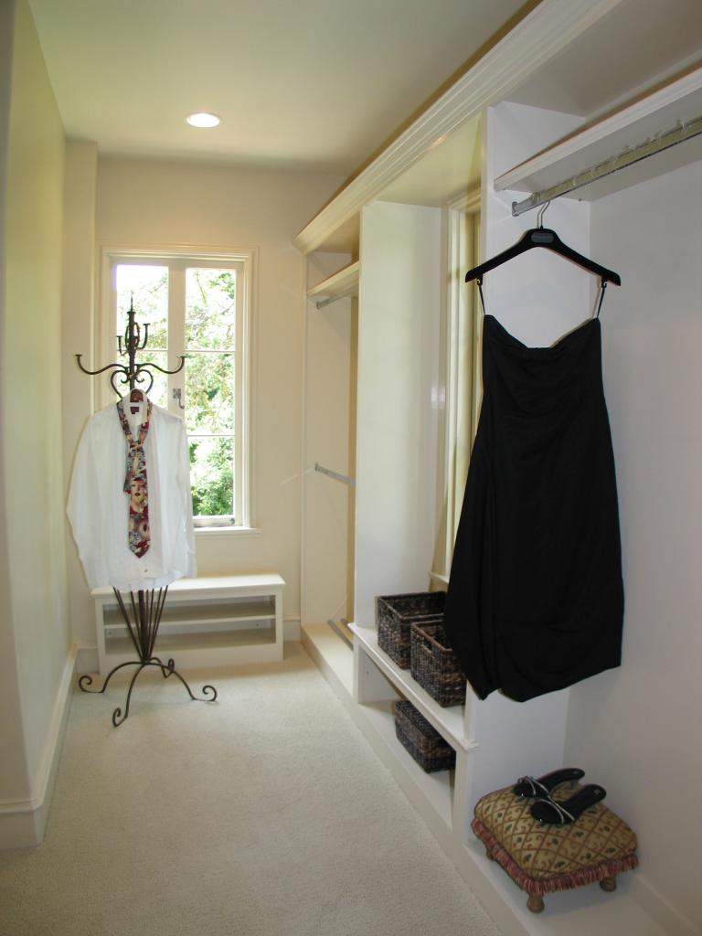 1129 High Road Santa Barbara, CA 93108 - Photo 12 of 18 a room with gym equipment and a window