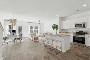 7903 Triggerfish Way North Charleston, SC 29420 - Photo 4 of 34 4