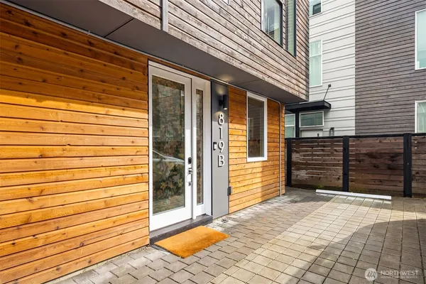 $875,000 | 819 Northwest 54th Street, Unit B, Seattle, WA 98107