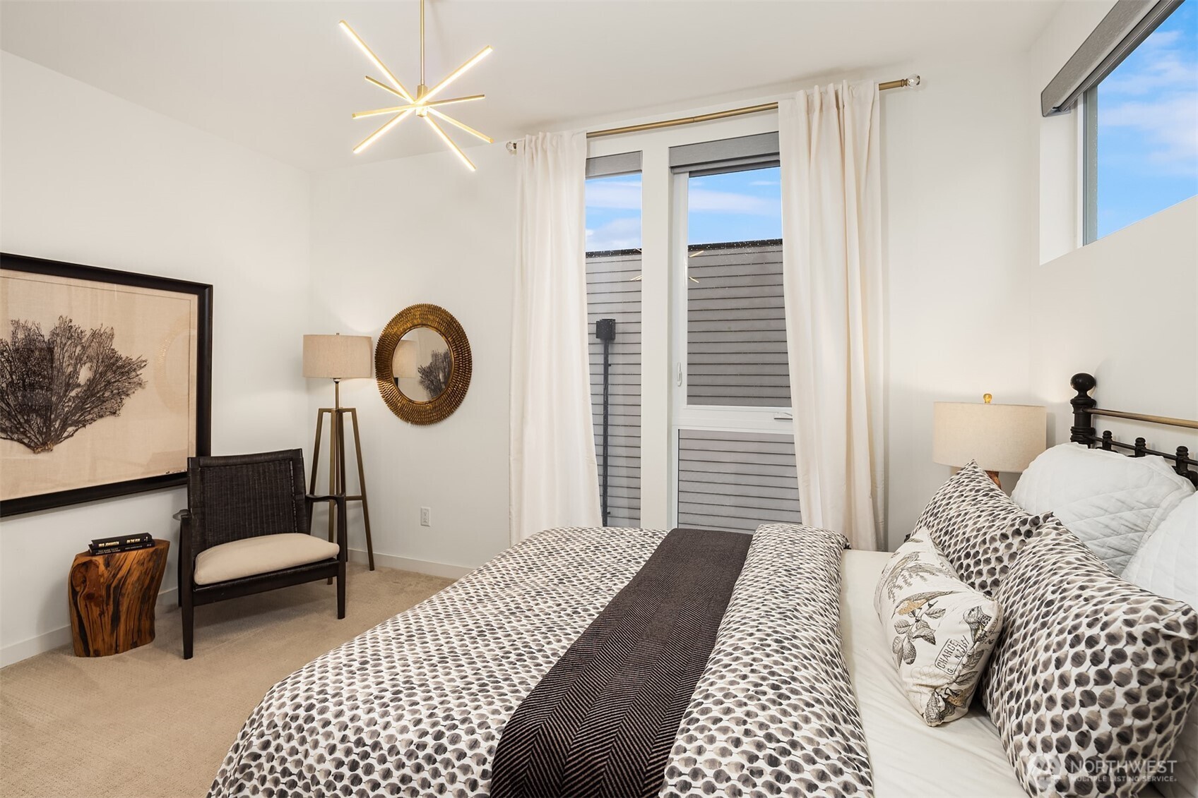 819 Northwest 54th Street, Unit B Seattle, WA 98107 - Photo 24 of 40