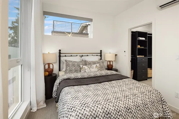 $875,000 | 819 Northwest 54th Street, Unit B, Seattle, WA 98107