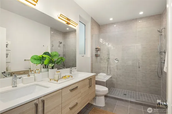 $875,000 | 819 Northwest 54th Street, Unit B, Seattle, WA 98107
