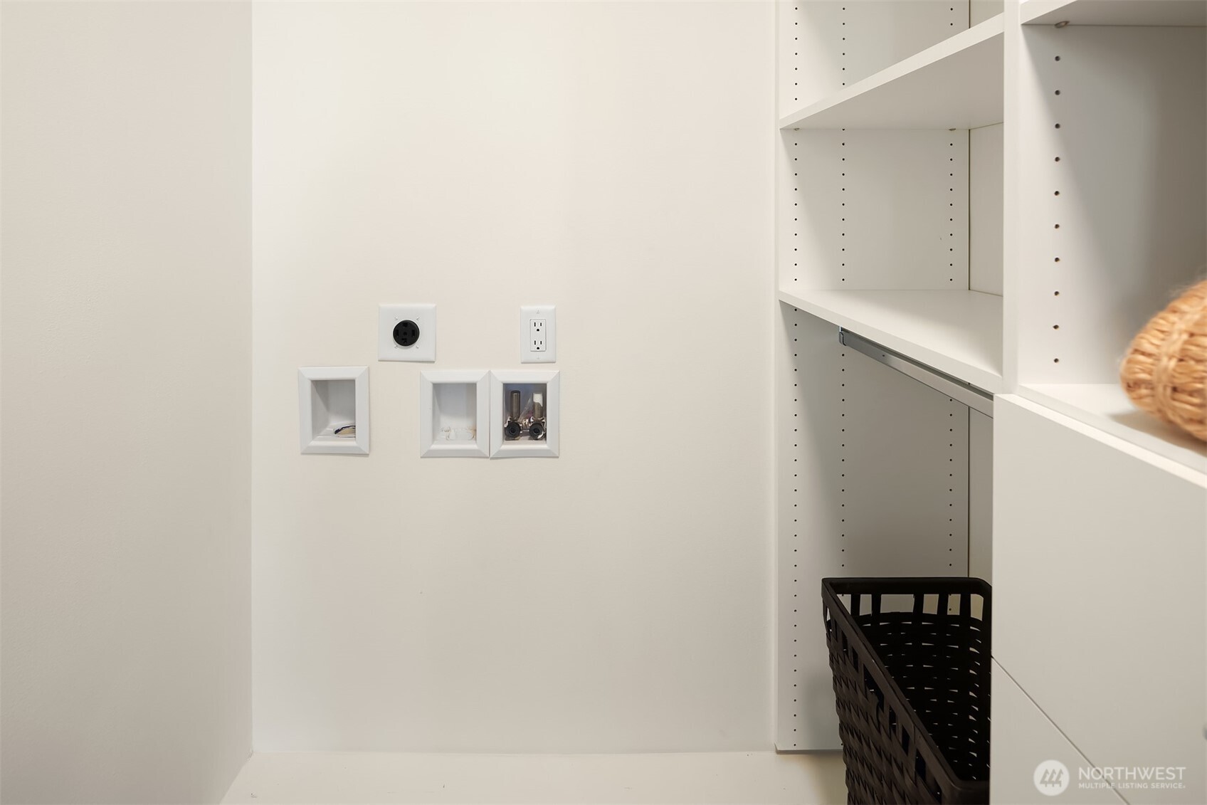 819 Northwest 54th Street, Unit B Seattle, WA 98107 - Photo 33 of 40