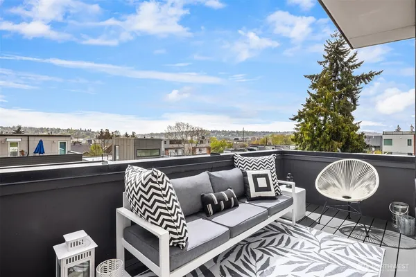 $875,000 | 819 Northwest 54th Street, Unit B, Seattle, WA 98107