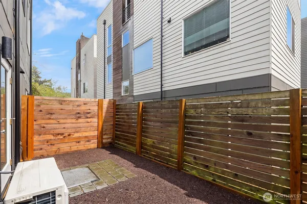 $875,000 | 819 Northwest 54th Street, Unit B, Seattle, WA 98107