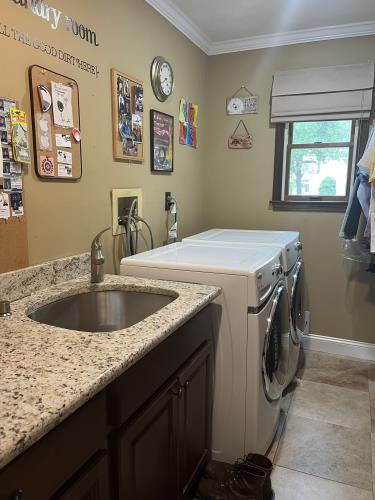 168 Ueland Road Red Bank, NJ 07701 - Photo 14 of 27 Gallery Image 14