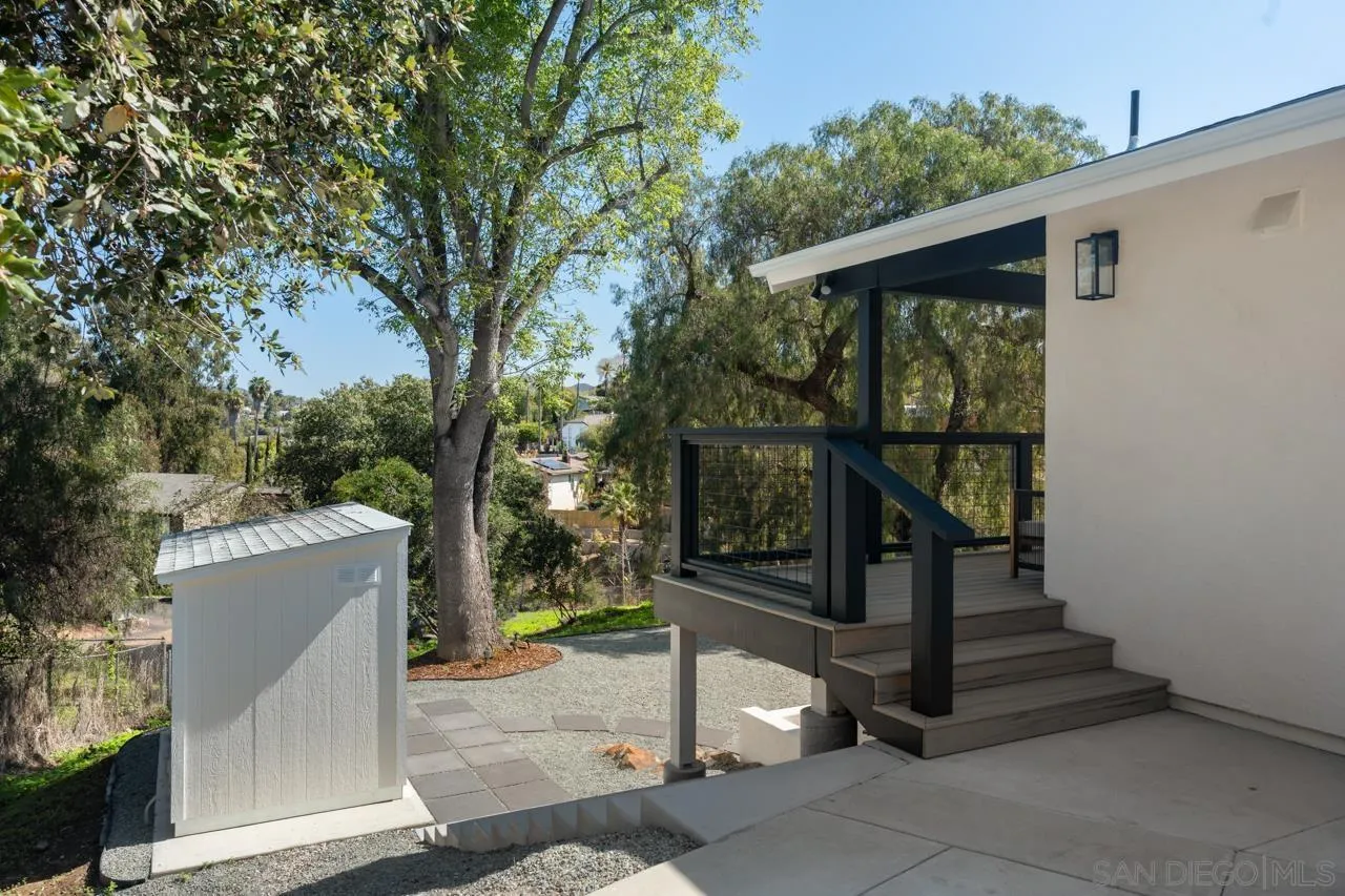 986 Phillips Street Vista, CA 92083 - Photo 16 of 55