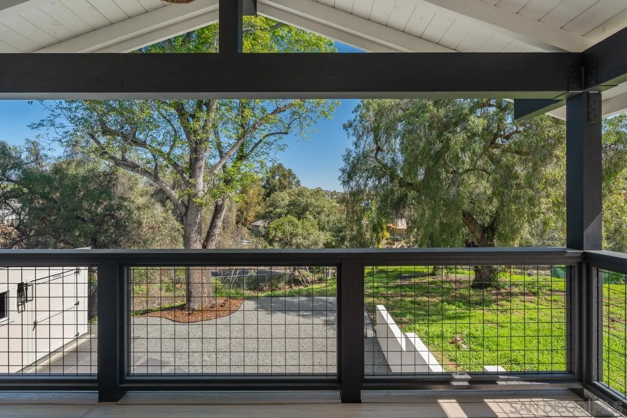 986 Phillips Street Vista, CA 92083 - Photo 19 of 55