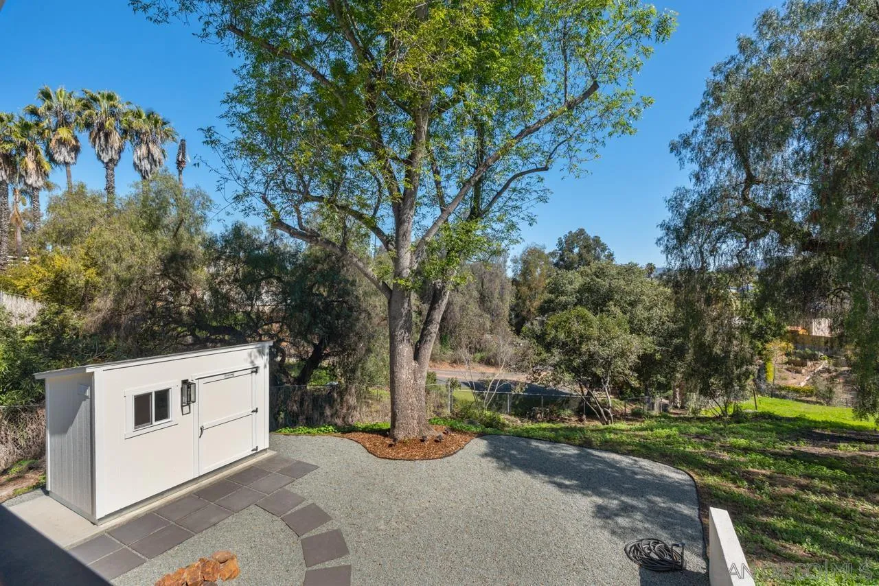 986 Phillips Street Vista, CA 92083 - Photo 21 of 55