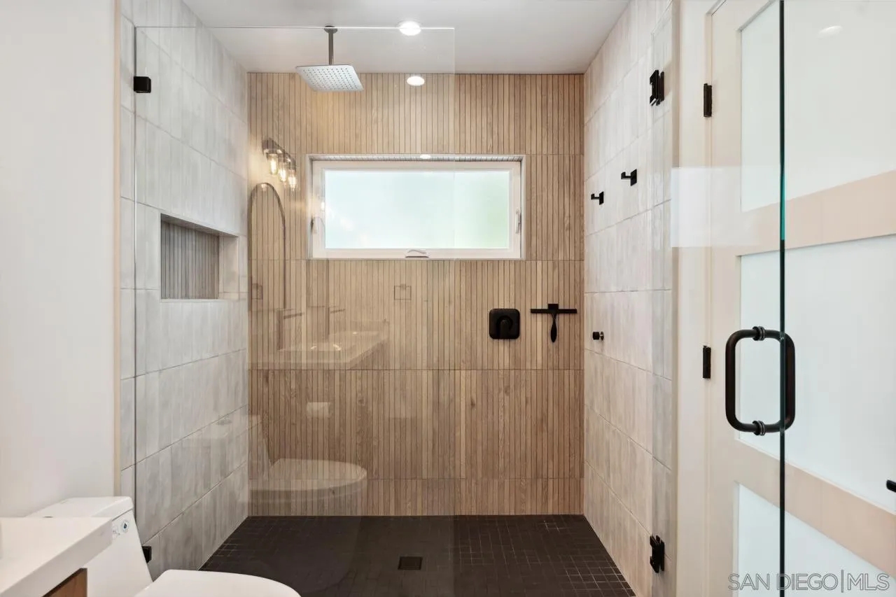 986 Phillips Street Vista, CA 92083 - Photo 28 of 55